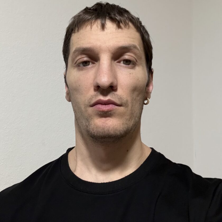 Portrait: Adnan Hassani